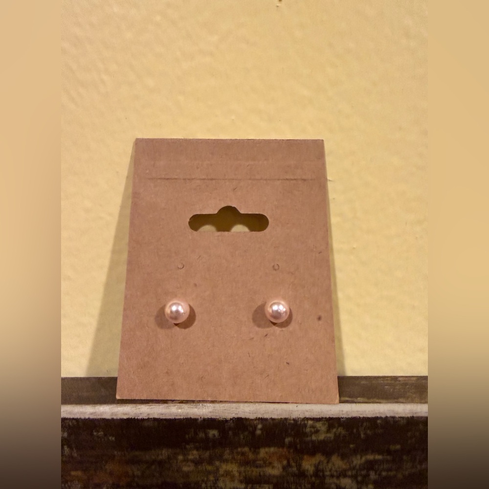 Elegant Pink Pearl Stud Earrings